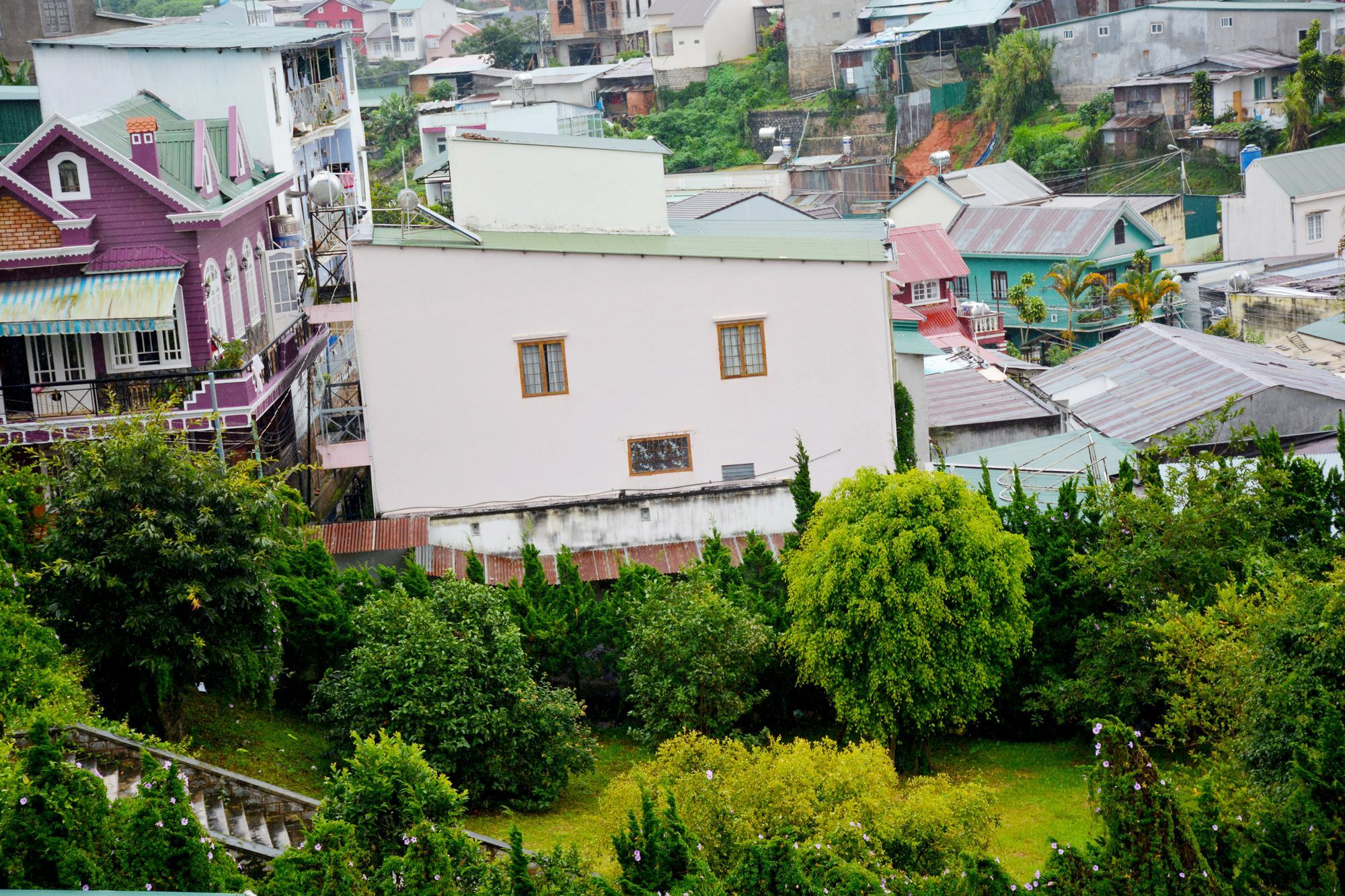 Pines Hotel Далат Экстерьер фото